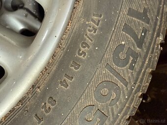Hliníková kola včetně letních pneu na Peugeot 206 - 3