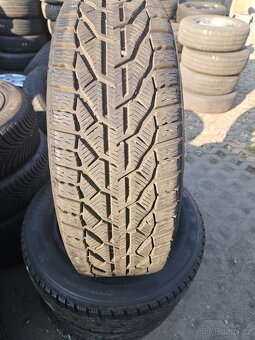 pneu zimní Renault Captur pneu + disk - 3