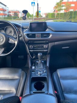 Mazda 6 2,5l 2017 benzin 141kW bouraná strana řičíce. - 3