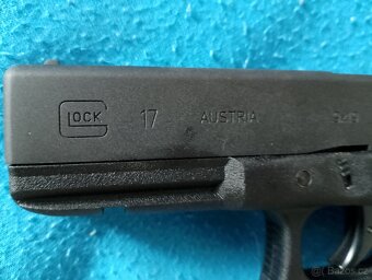 Prodám CO pistoli Glock - 3