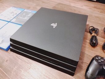Playstation 4 PRO 1TB a hry - 3