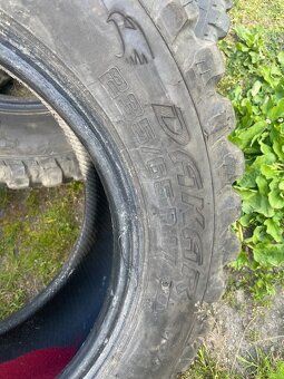 Pneu 235/65 r17 - 3