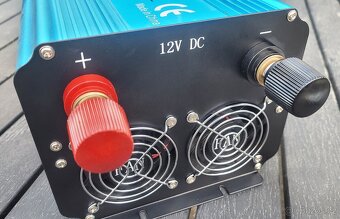 Prodám nový měnič napětí 12/230V, 7000/3500W - 3