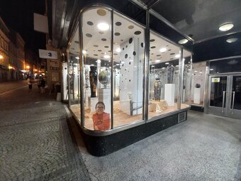 Pronájem výlohy – Liberec – 10 000 Kč/měsíc - 3