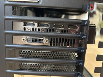 Herny PC, AMD ryzen 5 5600 + Radeon 580 8GB, 32 GB RAM - 3