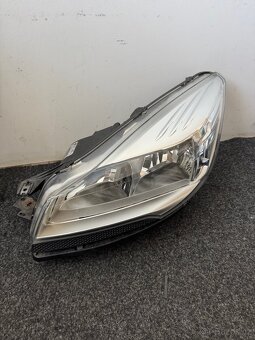 Ford svetlo 2007-2025 - 3