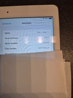 iPad Air - Wi-Fi, Cellular 32GB, Silver ( 1475 ) - 3