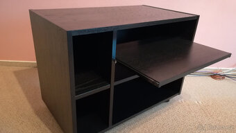 HiFi stolek na kolečkách - 3