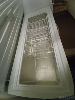 Pultovy mrazak BEKO HSA37530 350l - 3