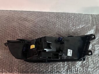 Prava  mlhovka Fabia III facelift 6V0941700A - 3