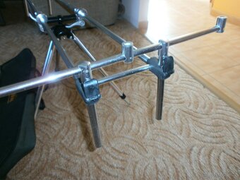 Prodám stojany na rybářské pruty - 3