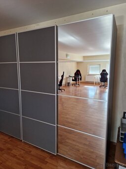 prodám velkou skříň - 3