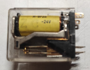 Relé Tesla Lun 24 V = - 3