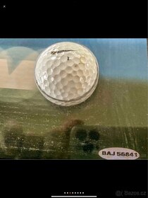 Tiger Woods, obraz a originál jím hraný golfový míč Nike - 3