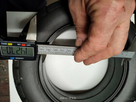 pneu na elektrokoloběžku plná rozměr 60/85-6  (10x2,5) - 3
