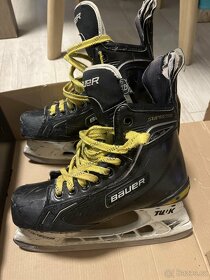 Hokejové brusle Bauer supreme totalone - 3