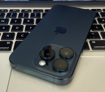 iPhone 15 pro / 128 gb - 3