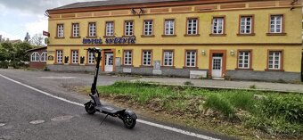 Elektro koloběžka Mukuta 10 dual - 3