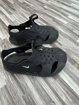 Dětské sandálky Nike - 3