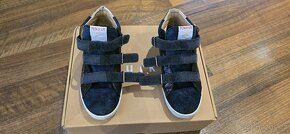 Holčičí kotníkové sneakersy Top Easy celokožené Pom d'Api - 3