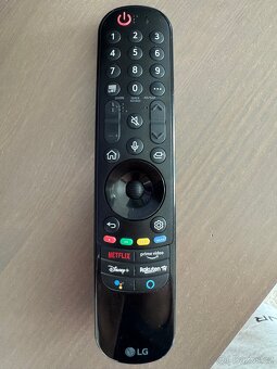 43" LG UHD 4K TV, webOS Smart TV - 3