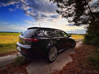 Alfa Romeo 159 2.4 JTD 20 V 154kW Sportwagon 2009 - 3