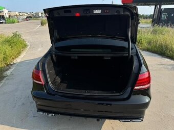 Mercedes Benz E400 AMG 4matic Benzín - 3