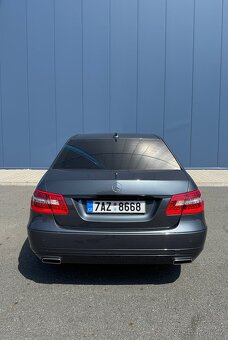 Mercedes Benz E-Class w212 350 CDI - 3