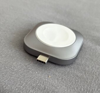 Apple Watch Satechi USB-C magnetický nabíjecí dock. - 3