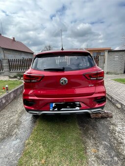 MG ZS - 3