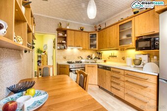 Prostorný rekonstruovaný byt 3+1 se zasklenou lodžií, Kopřiv - 3