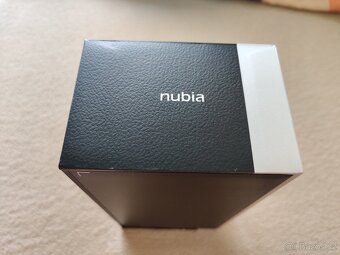 ZTE Nubia Z50S Pro. 12gb/1000gb. Hnedá metalíza. - 3