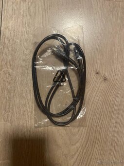 Nintendo Switch Pro Controller - 3