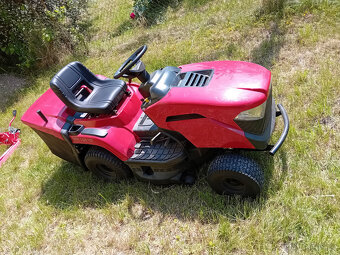 Prodám zahradní žací traktor Mountfield MTF 1430 HD ST - 3