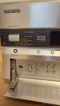 Onkyo TX-SR805 - domácí kino THX® Ultra2 - 3