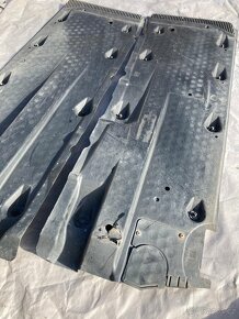 Kryty podvozku golf 6 - 3