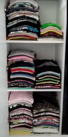 Dámské - dívčí oděvy. Vel. S - M - L. Dobrý stav  - 3