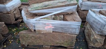 Pískovcové kvádry podezdívka - 3