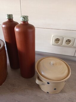 KAMENINOVÉ NÁDOBY - 3