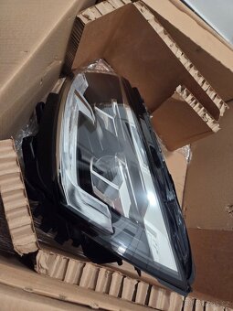 Léve predni světlo Transportér 6.1 - 3