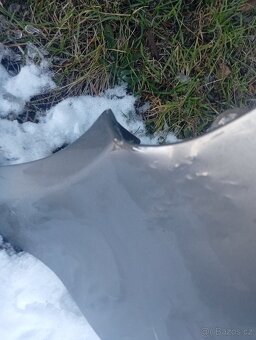 Škoda Octavia II pravý přední blatník - 3