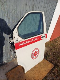 Levé přední dveře Volkswagen T5 - 3