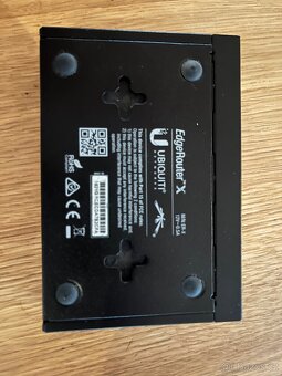 Ubiquiti EdgeRouter X - 3