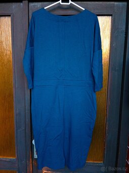 Dámské modré šaty s 3/4 rukávy - 3