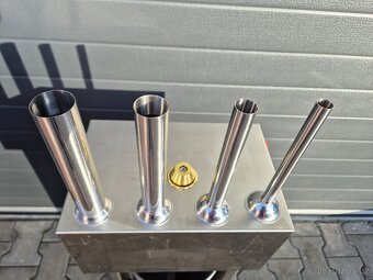 ELEKTRICKÁ PLNIČKA KLOBÁS 10 L SILNÁ PROFI - 3