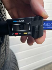 FIRESTONE WINTERHAWK 4 - 3