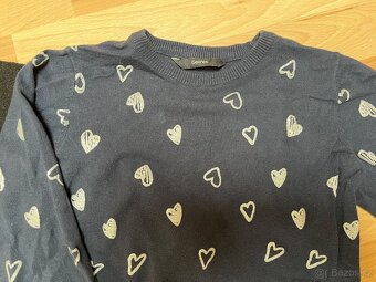 Dívčí svetr vel.134 - 3