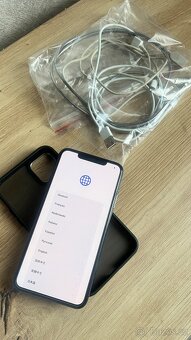 Apple iPhone 11 Pro Max, 256GB - 3