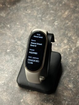 Chytrý náramek Xiaomi Smart Band 8 stříbrný - 3