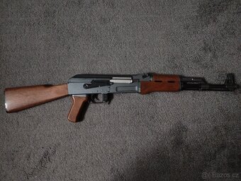 Ak-47 airsoft ( špatně střílí ) - 3